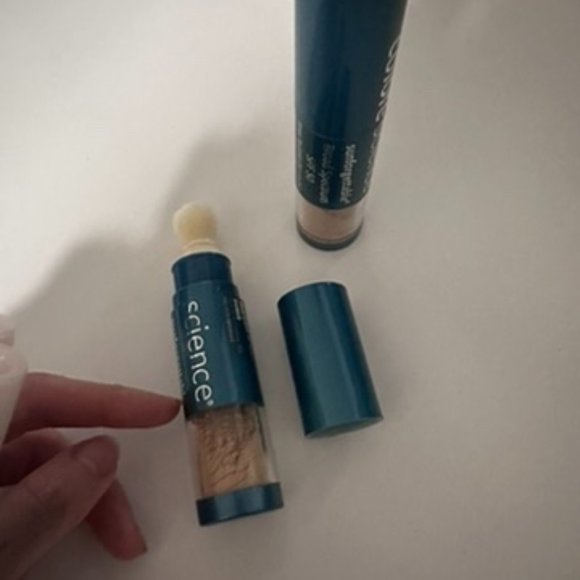 Sunforgettable® Total Protection™ Brush-On Shield SPF 50 x 2 - Picture 2 of 6